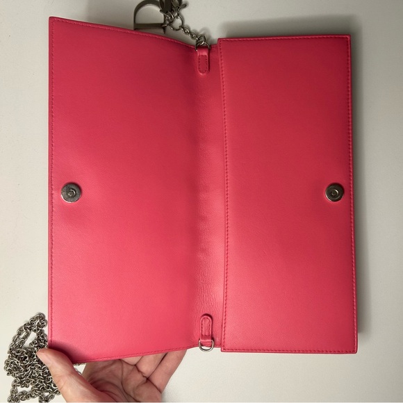 Dior Lambskin Cannage Lady Dior Fuchsia Clutch with Chain - Picture 9 of 12